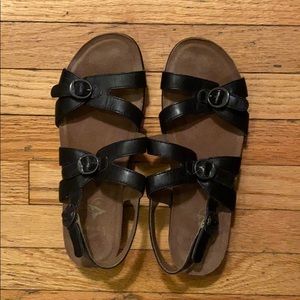 Dansko size 8.5 leather shoes